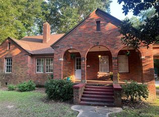 609 W Tuskeena St, Wetumpka, AL 36092