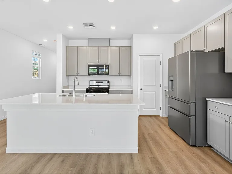 4153 Texas Lilac Ave — Photo 6