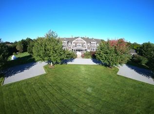 704 Ocean Rd, Water Mill, NY 11976