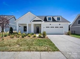 8129 Stillhouse Ln, Harrisburg, NC 28075