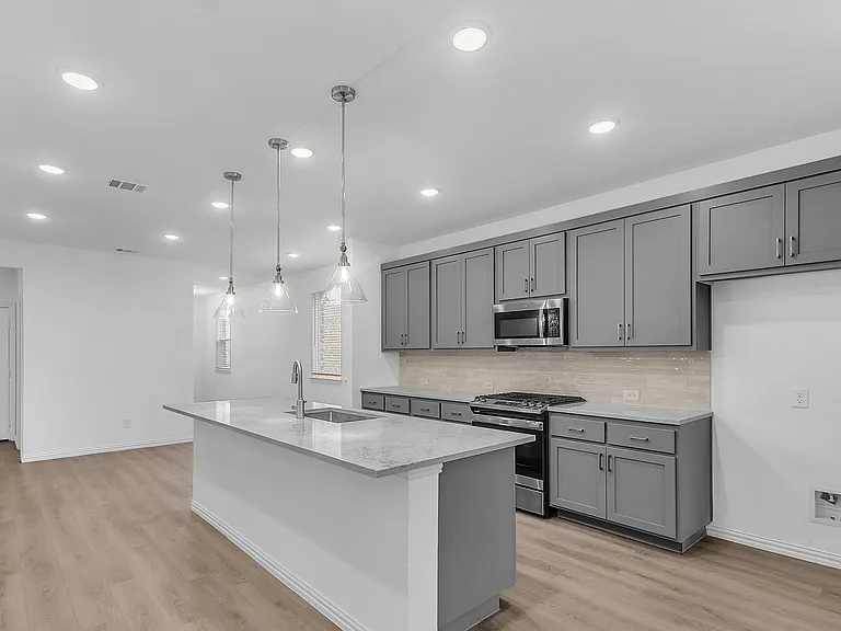 2136 Sunnymede Dr — Photo 10