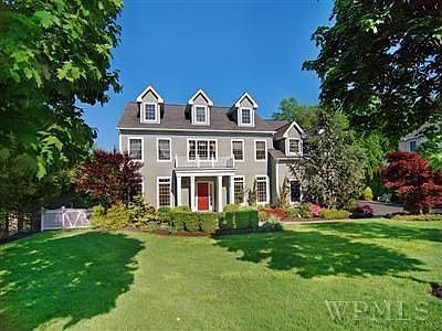 1st image of 114 Stonewall Cir