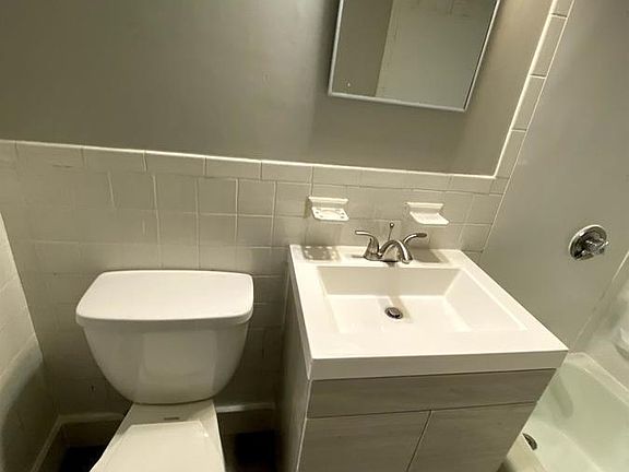 3rd image of 233 Ellington Rd APT 210