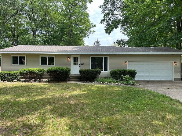 906 Cheboygan Dr