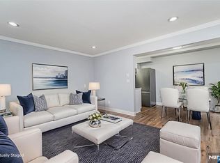 83 68th St APT 3, Guttenberg, NJ 07093