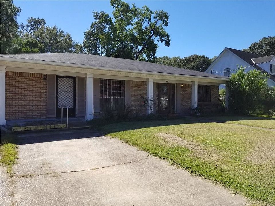 1st image of 3763 Heritage Dr N