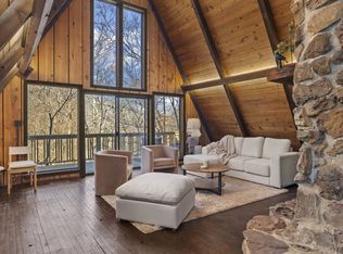 879 Riverview Rd, Ozark, MO 65721