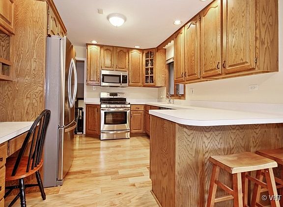 3rd image of 6010 Woodward Ave