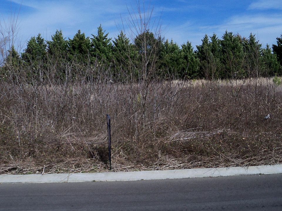 2nd image of 35 Misty Meadows Cir SE