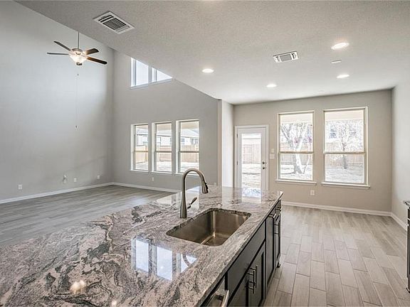 2nd image of 108 Shady Glen Dr