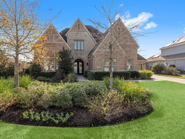 2203 Flameleaf Ct, Conroe, TX 77384