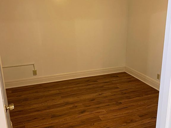 3rd image of 115 Sanchez St #A