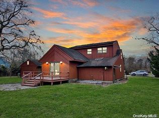 57 Magnolia Dr, Mastic Beach, NY 11951