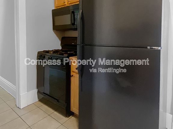 3rd image of 1143 Sibley St NW #2