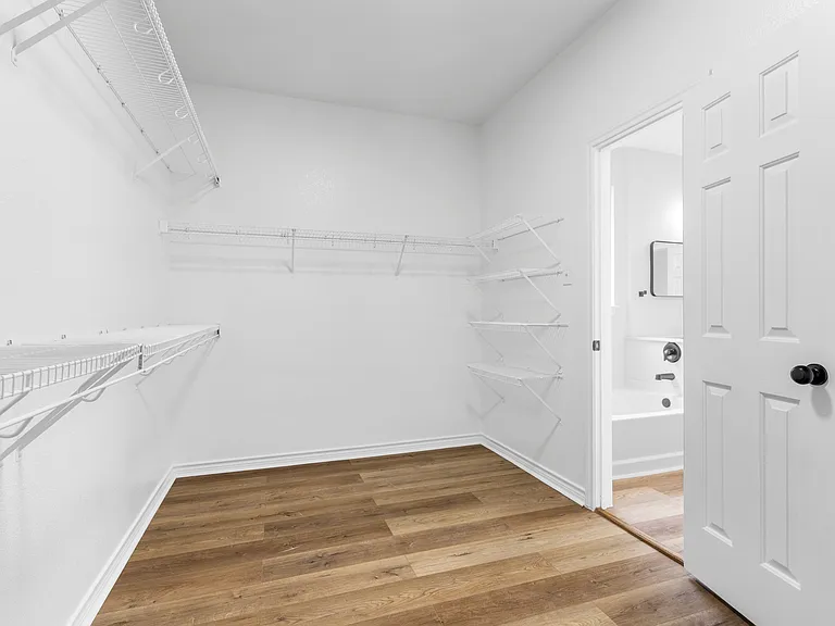 1738 Rock Ridge Dr — Photo 19