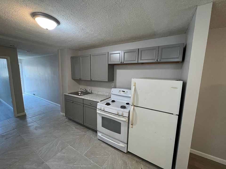 1st image of 34A Heusden St #A