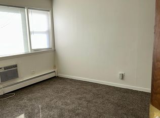 (Undisclosed Address), Riverdale, IL 60827