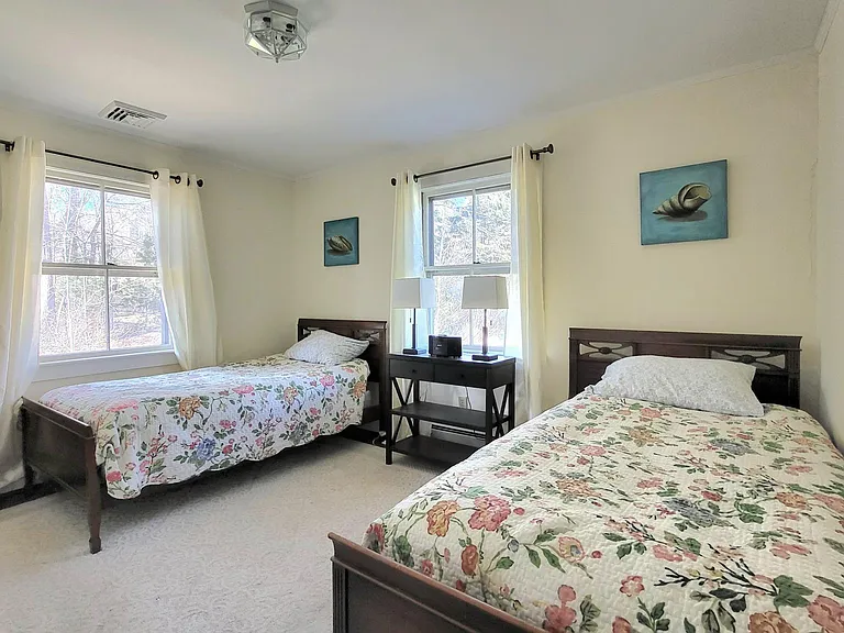9 Myrtle Cir — Photo 15