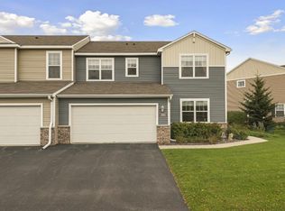 1563 Sumac Cir, Carver, MN 55315