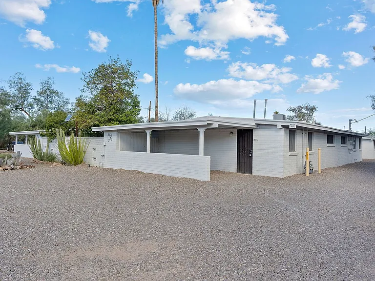 1515 E Blacklidge Dr — Photo 9