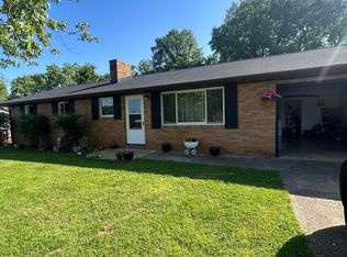 215 Pocahontas St, Newport, TN 37821