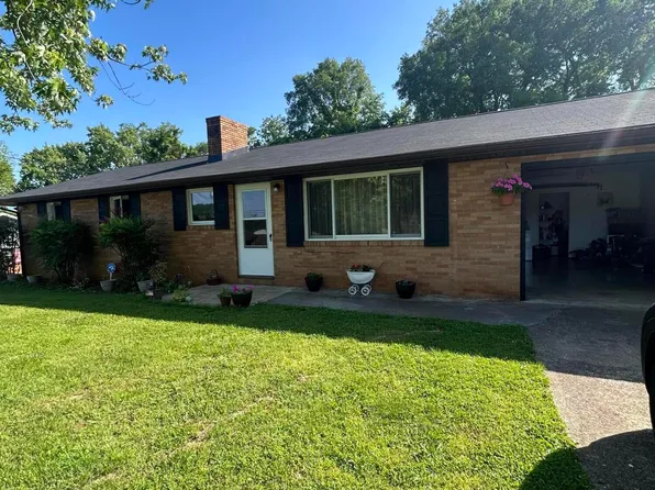 215 Pocahontas St, Newport, TN 37821