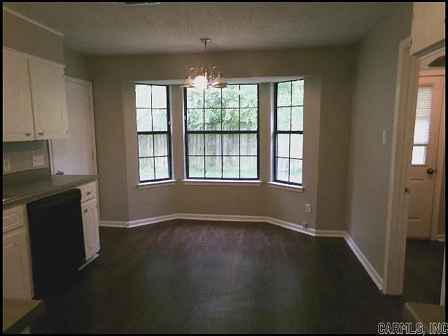 106 Dales Dr — Photo 7