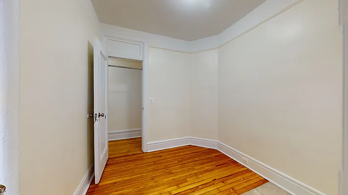 Rented by Bond New York | media 24