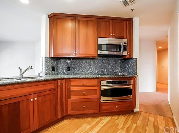 5th image of 1310 E Ocean Blvd Unit 201