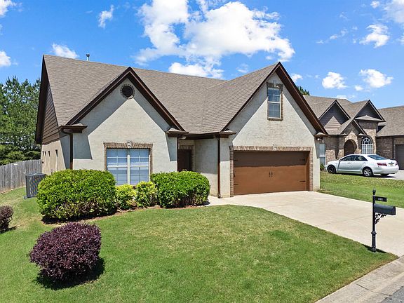 2nd image of 422 Summit Way
