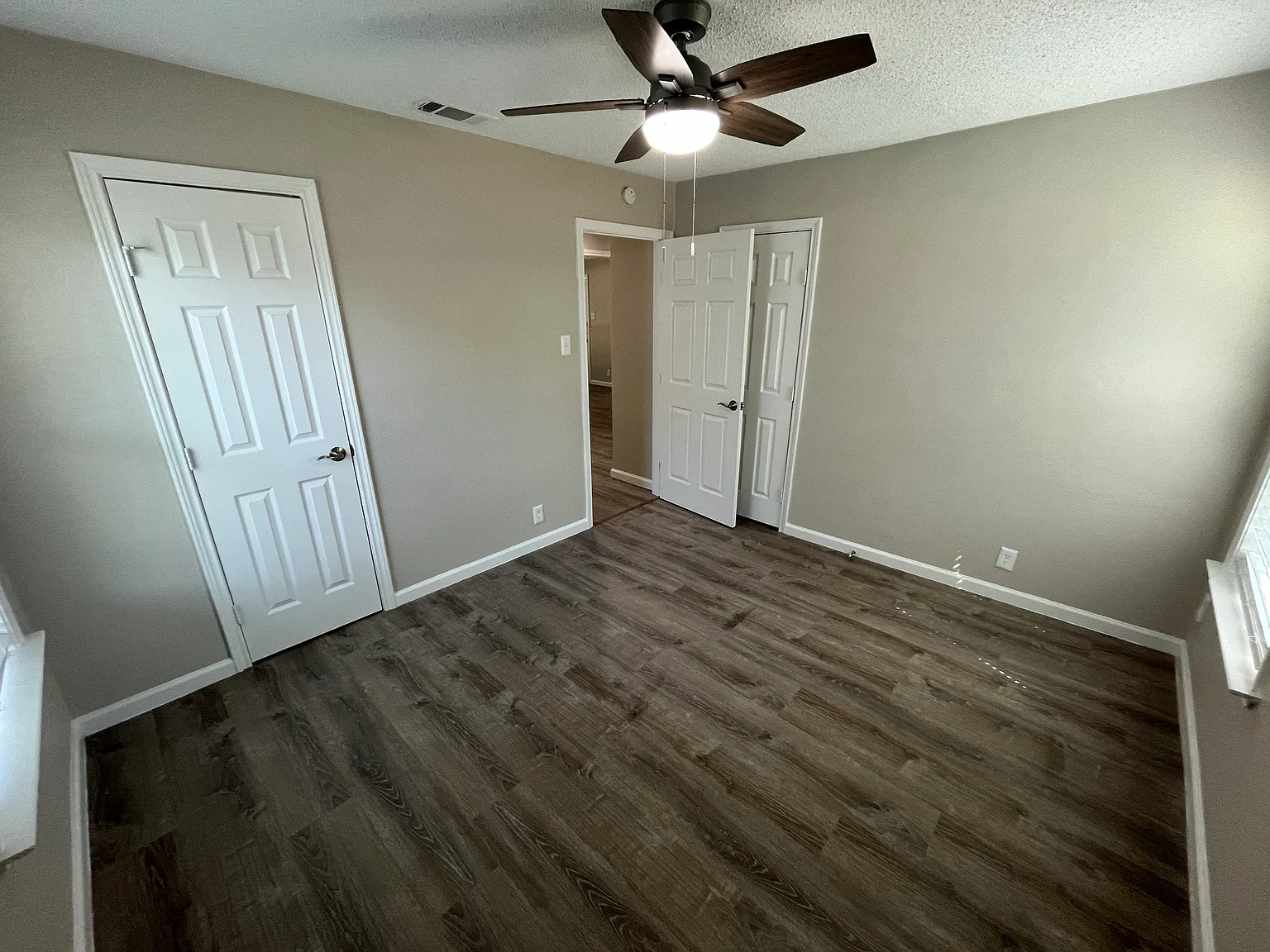 2 bed, 948 sqft, $1,700 — Photo 3