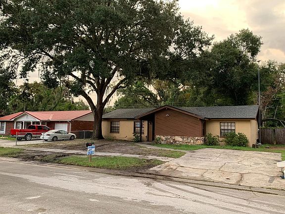 3rd image of 709 Ponderosa Dr E