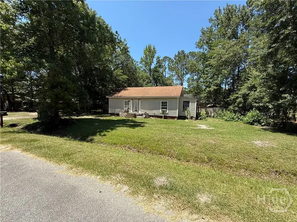 84 Gorham Street, Pembroke, GA 31321