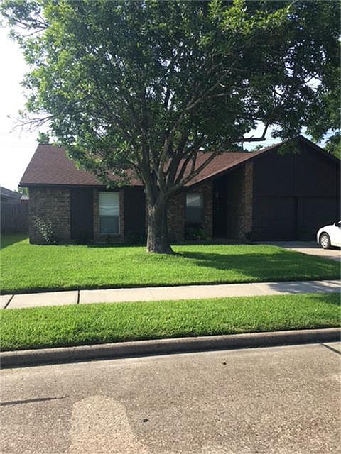 1st image of 10007 Clairmont Dr