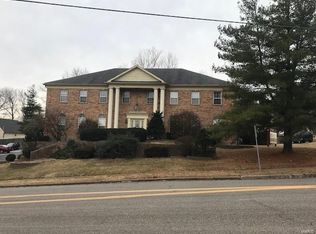 116 Cliff Cave Rd, Saint Louis, MO 63129
