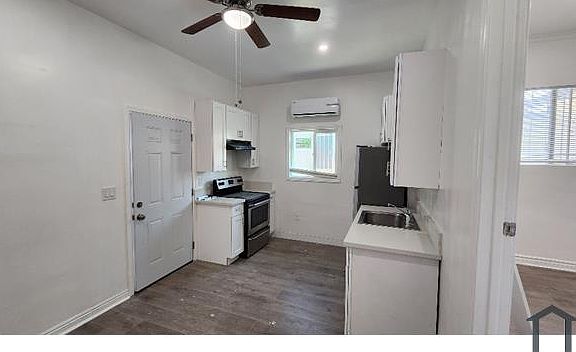 2nd image of 726 3/4 W 73rd St