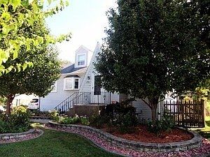 1st image of 5911 W 89th Pl