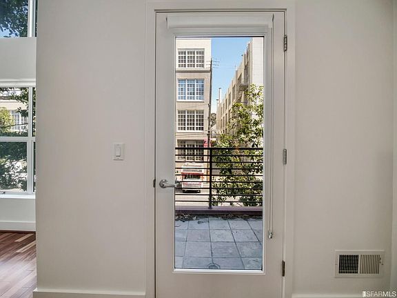 3rd image of 350 Alabama St APT 10