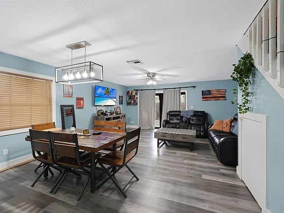 5th image of 1030 NW 107th Avenue #1030