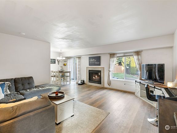 5th image of 4810 N Island Drive E #2