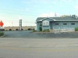 3312 River Rd, Sterling, IL 61081