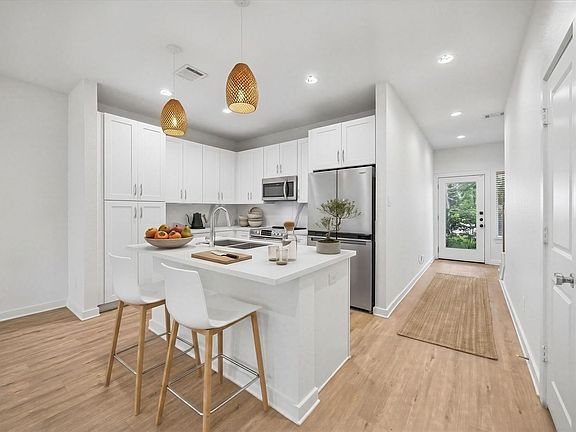 2nd image of 5710 Elysian St