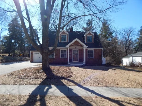 6502 Del Matro Ave, Windsor Heights, IA 50324