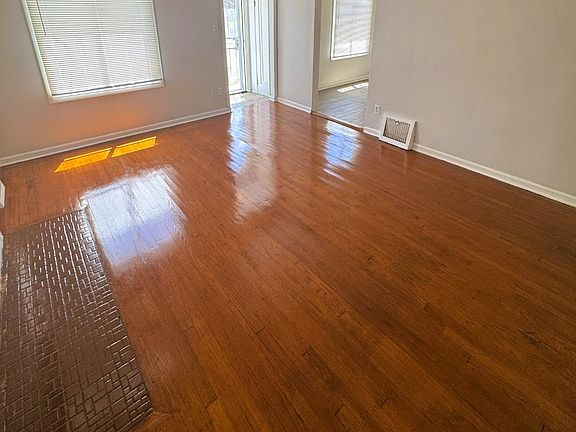 3rd image of 10147 Somerset Ave