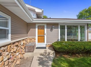 1321 Ramona Dr, Racine, WI 53406