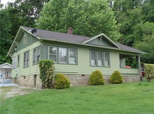 132 Hendrix St, Waynesville, NC 28786
