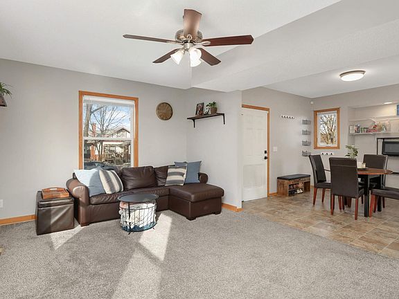 4th image of 1510 Sheridan Ave N