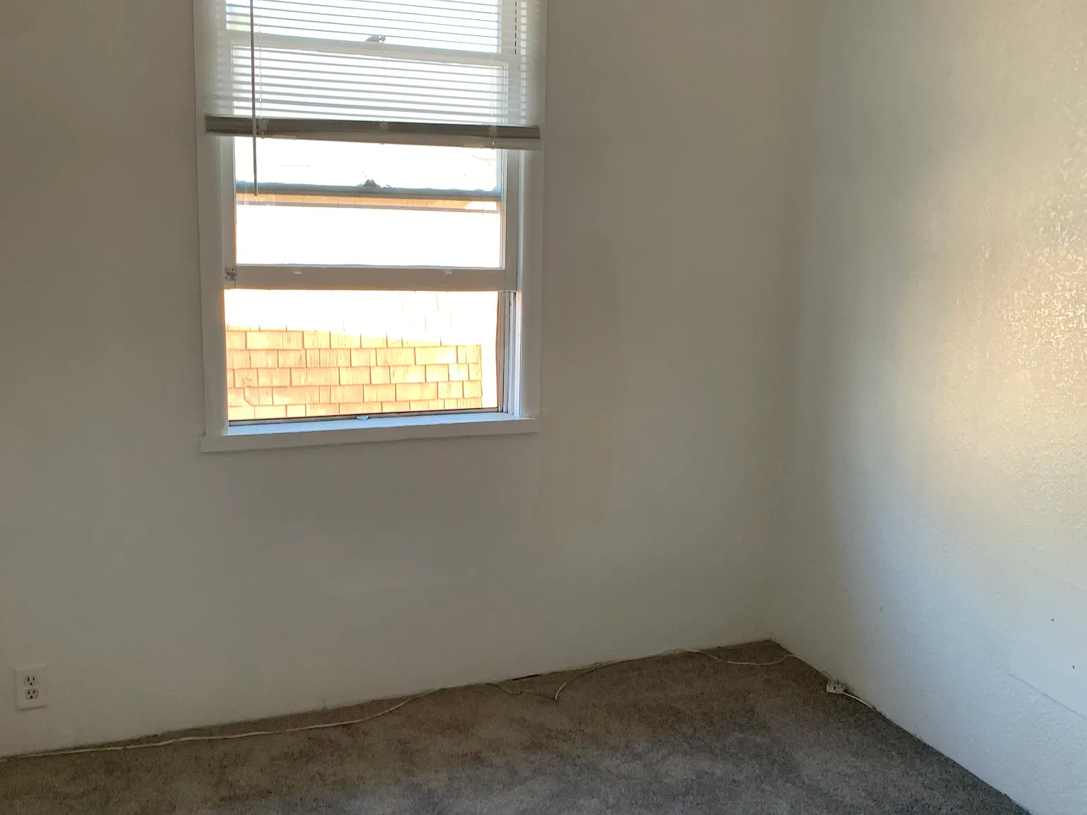 3 bed, 1200 sqft, $2,995 — Photo 3