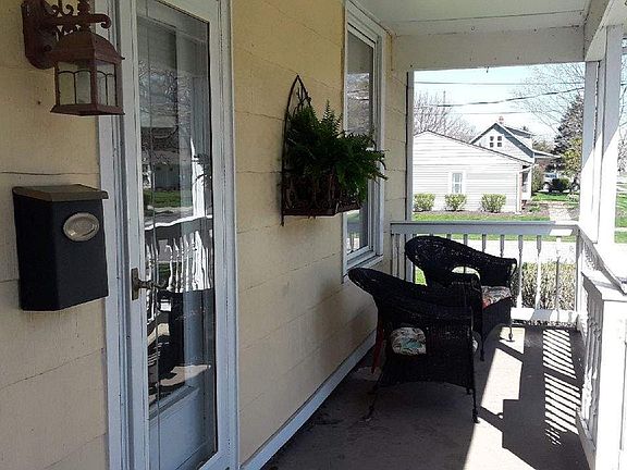 3rd image of 340 E College Ave