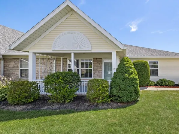 686 Villa Dr, Ontario, OH 44906